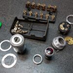 Rengjorda detaljer för instrumentpanel på BM36