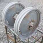 Renovering av insidan på framfälgarna Renovering av insidan på framfälgarna