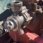 Helt ny vattenpump monterad Helt ny vattenpump monterad